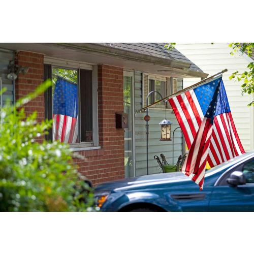 Tangle Free Flag Pole Mounting Ring Clip - Rotating Flapole Mounting Rings with Metal Clips 360 Degree Free Rotating Adjustable Fasteners 1 Pair (Black 1.26 Inch)