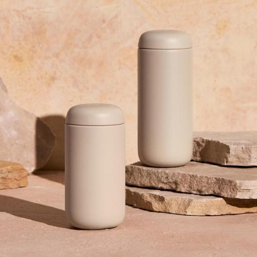 Fellow 16 oz Carter Move Travel Mug - Vacuum-Insulated Stainless Steel Travel Coffee Mug - Coffee Tumbler with Ceramic Interior and Splash Guard - Sand Dune