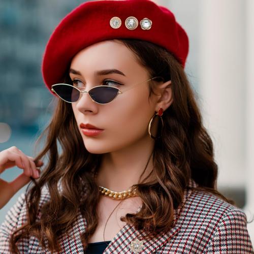 Tofficu 40Pcs No Sew Shirt Brooch Buttons Safety Pins Decorative Button Covers for Women Clothes Dresses Coats Alloy Pearl Anti-Exposed Button Replacements