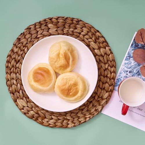 Brown Woven Placemats Round Set of 10 Natural Water Hyacinth Weave Placemat for Dining Table