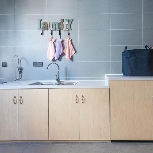 Linfevisi Wooden Laundry Sign Aqua Hanging Block Letters Sign Rustic Wood Word Decor Laundry Wall Sign Cutout Word Art Wall Decor Decorative Key Holder Hanger with 4 Hooks