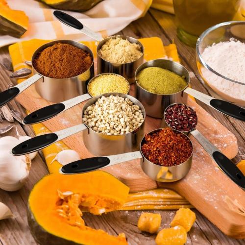 16 Pieces Measuring Cups and Magnetic Measuring Spoons Set Stainless Steel,8 Measure Cups with Silicone Handle and 7 Double Sided Magnetic Measure Spoons & 1 Leveler