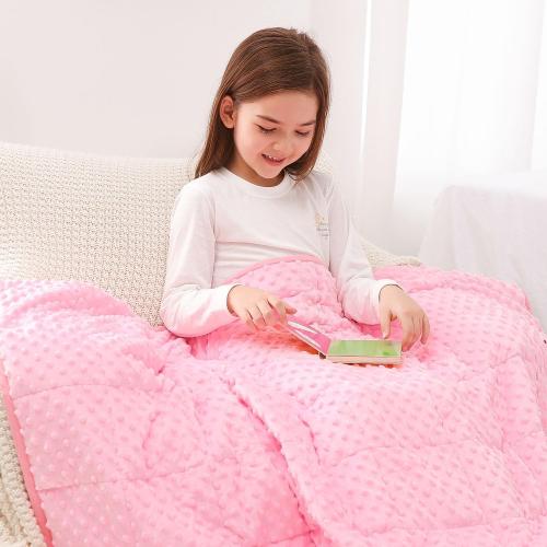 Kivik Weighted Blanket 3 lbs, Small Minky Dotted Blankets, Soft Heavy Blanket Throw, Machine Washable, 36 x 48 Inches Pink