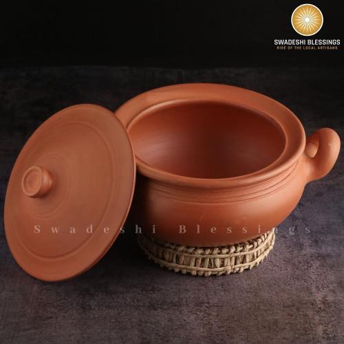 Swadeshi Blessings HandMade Unglazed Clay Pot for Cooking with Lid, 4Liters | Chemical-Free, Multi-Use Clay Cooking & Serving Pot, Earthen Kadai, Mud Handi, Mitti Ke Bartan, Free Cleanser&Palm Leaf Stand