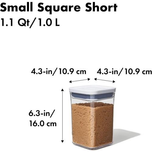 OXO Good Grips POP Container - Airtight Food Storage - Small Square Short 1.1 Qt Ideal for 1 lb of brown sugar or confectioner's sugar NEEDS CLEANING