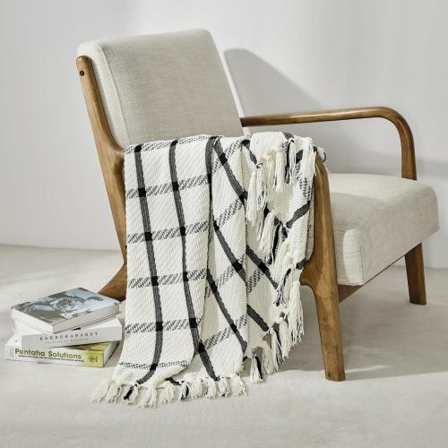 Farmhouse Breathable Soft and Warm Chenille Plaid Throw Blanket for Sofa Couch Bed, Home Decoration Throw with Tassles (Black & White)