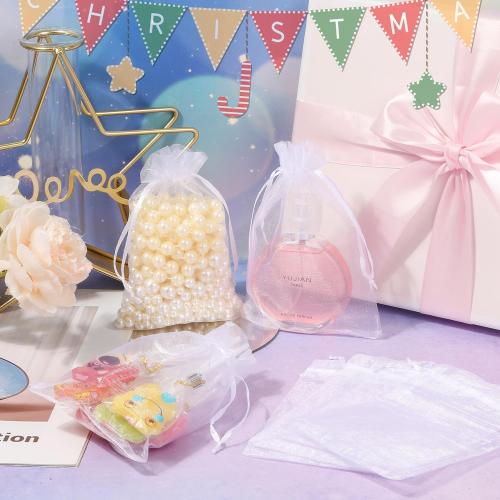 Hopttreely 100PCS Premium Sheer Organza Bags, White Wedding Favor Bags with Drawstring, 4x4.72 Jewelry Gift Bags for Party, Jewelry, Christmas, Mother's Day, Festival, Bathroom Soaps, Makeup Organza Favor Bags