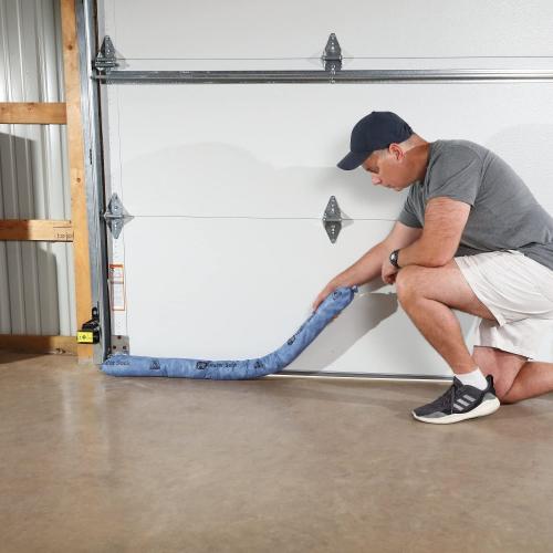 PIG Super Absorbent Sock for Water | 6 Pack | ext. Dia. 3 x 4' L | Absorbs Up to 1.75 Gallons per Sock | PM50635