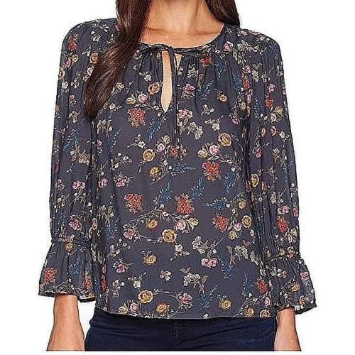 Lucky Brand Women's Floral Printed Bell Sleeve Top. Size medium