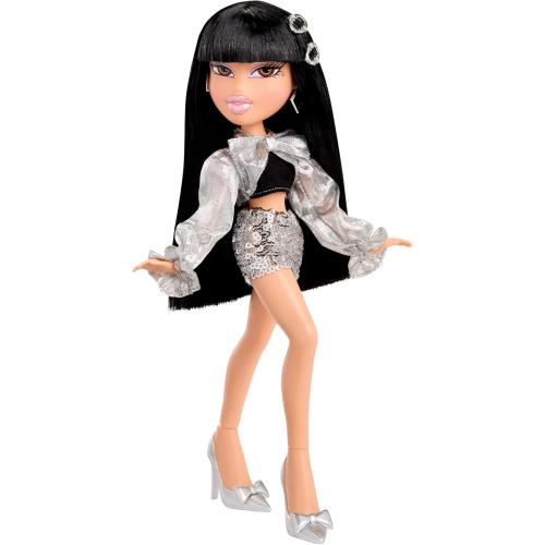 Bratz Charmz Jade Fashion Doll with Collectible Charm Bracelet
