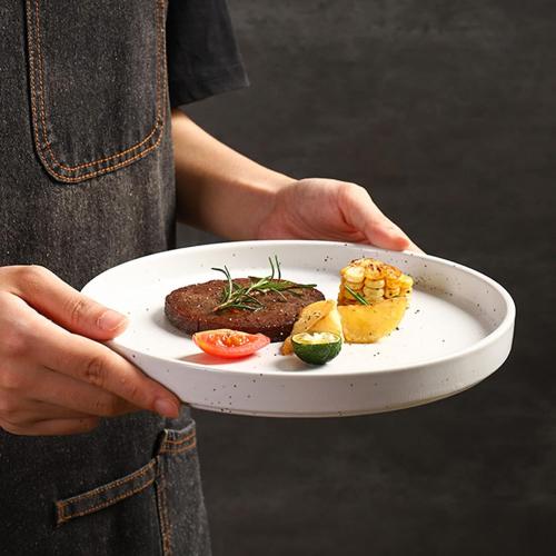 Ceramic Plates Flat, Simple Round Porcelain Plate, High-Temperature Fired Porcelain is Strong, Can Hold Pasta, Salad, Dishes,White,8in