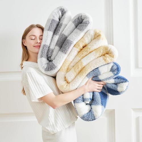 Cozy Bliss Luxury Sherpa Throw Blanket for Couch, Premium Reversible Plush Thick Throw, Warm Cozy Soft Blanket for Home and Gifts (Mottled Grey, 50 x 60)