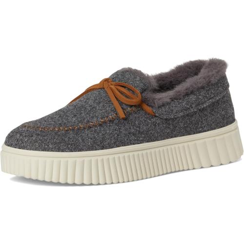 Size 8 color gray Skechers Women's Cozy Ojai Faux Wool Moccasin Slippers with Memory Foam