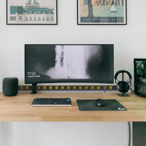 JUNNUJ Long Metal 16 Outlet Wide Spaced Garage Industrial Heavy Duty Power Strip with 6 FT Cord 15A, 125V, 1875W. Yellow