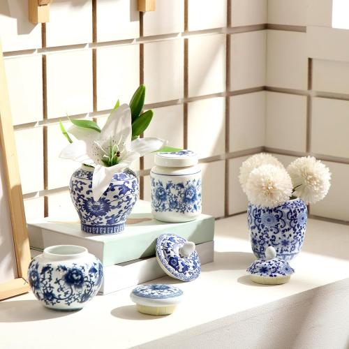 4 Pcs Small Blue and White Vase Ceramic Small Ginger Jar with Lid Porcelain Vases Chinoiserie Decor Chinese Ginger Jars for Home Bedroom Tabletop Decor Table Accent Shelf (Classic Style)