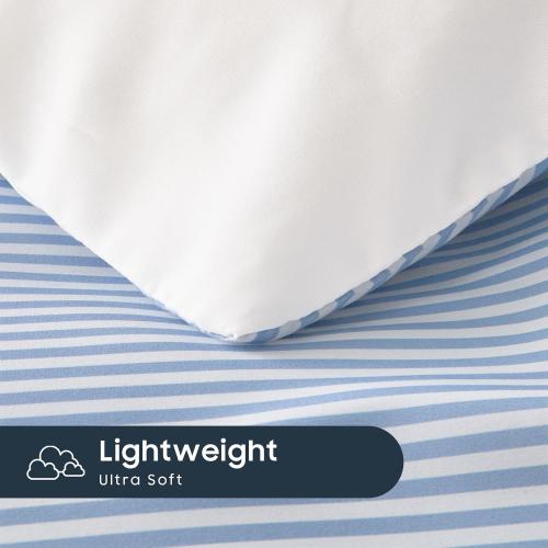 Wake In Cloud - Striped Comforter Set, Ticking Stripe Vertical Pinstripe Neutral Farmhouse Pattern Printed, Soft Lightweight Bedding, Blue White, King Size