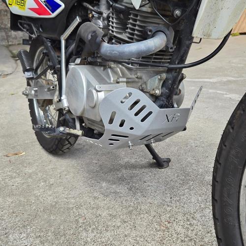 Compatible for Honda XR150 XR150L Steel Engine Frame Protector Skid Plate (Silver)