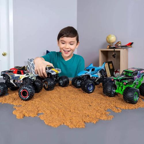 Monster Jam, Official Grave Digger Monster Truck, Die-Cast Vehicle, 1:24 Scale