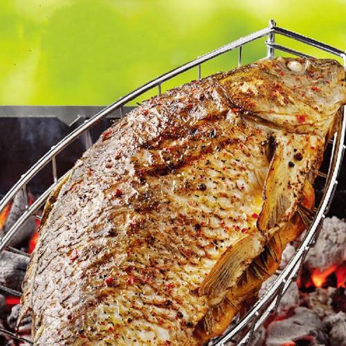 Fish Grilling Basket Fish Holder Kabob Salmon Shrimp Seafood Cage Rack with Oil Brushes