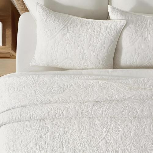 EVERGRACE 100% Cotton Paisley Quilt Set, Oversized King 3 Piece Set – Prewashed Lightweight Bedspread with 2 Shams, Soft & Breathable Matelasse Coverlet for All-Season Comfort, Bright White