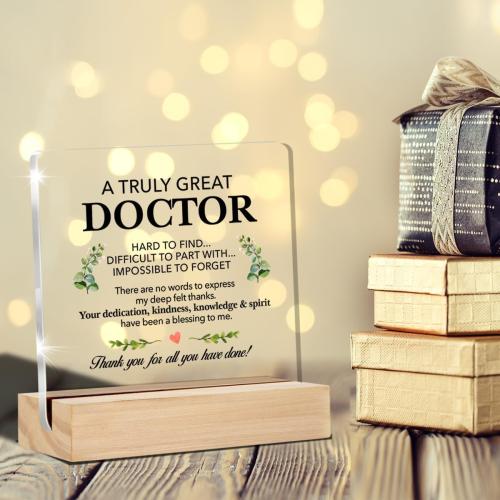 Thank You Doctor Gifts a Truly Great Doctor Clear Desk Decorative Sign Doctors Appreciation Gift for Birthday Retirement Acrylic Sign with Stand Table Plaque Sign Keepsake