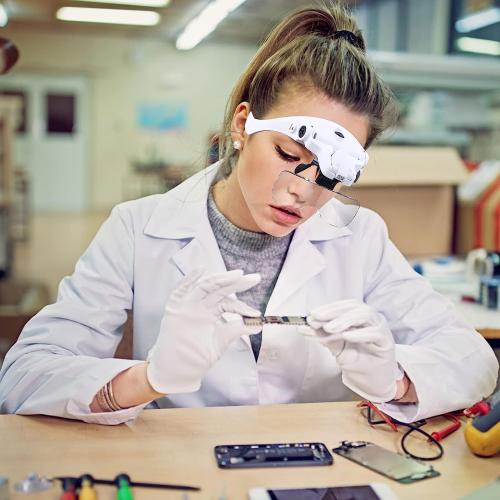 Hands Free Headband Magnifying Glass, USB Charging Head Magnifier with LED Light Jewelry Craft Watch Hobby 5 Lenses 1.0X 1.5X 2.0X 2.5X 3.5X (Upgraded Version)
