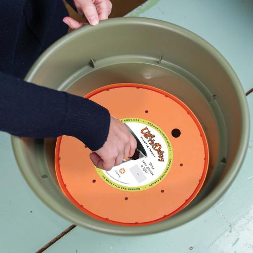 Bloem Ups-A-Daisy 15 Round Planter Pot Lift Insert,1 Pack | Soil-Saving, Durable Resin Disks for Bulky Garden Planters and Pots | Drainage Holes