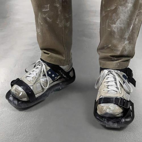 QWORK Gunite Spiked Shoes With 3/4” Short Spikes Perfect For Epoxy Floor, Overlays, Cover Installation, Green Color (Pair)