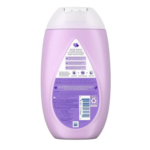 Johnson's Moisturizing Bedtime Baby Lotion with Coconut Oil & NaturalCalm Aromas to Help Relax Baby, Hypoallergenic & Free of Parabens, Phthalates & Dyes, Mild Baby Skin Care, 13.6 fl. oz