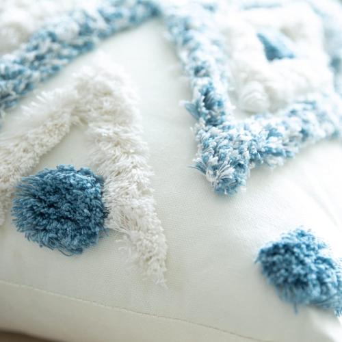 Set of 2 18x18 Inch Blue Cotton Woven Boho Throw Pillow Covers, Tufted Decorative Square Pillowcases Covers with Tassels for Couch Sofa Bed, Living Room Sofa, Farmhouse, 18x18 Inch Blue(2 pcs)