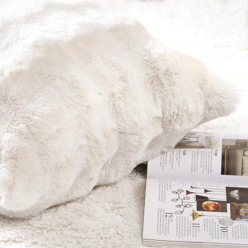 MADIZZ Pack of 2 Thick Plush Wool Throw Pillow Covers 18x18 Inch Cream Soft Neutral Decorative Throw Pillows Accent Boho Cushion Covers for Couch Sofa Bedroom Pillow Shell