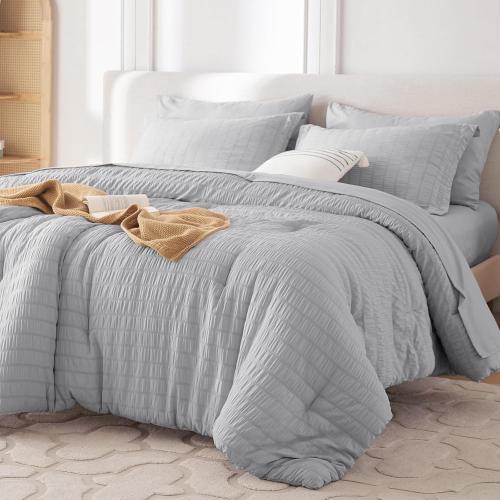 Light Grey Queen Size MUXHOMO 7 Pieces Queen Comforter Set, Seersucker Bed in a Bag Queen Size, All Season Luxury Bedding Set with Comforter, Flat Sheet, Fitted Sheet, Pillowcases & Shams, Light Grey