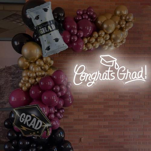 Congrats Grad Neon Sign 23.35x 9.92Inch Large Graduation Neon Sign for Backdrop Grad Led Sign Graduation Light Up Neon Light With Graduation Cap for Class Of 2026 Party College Gifts Celebrations