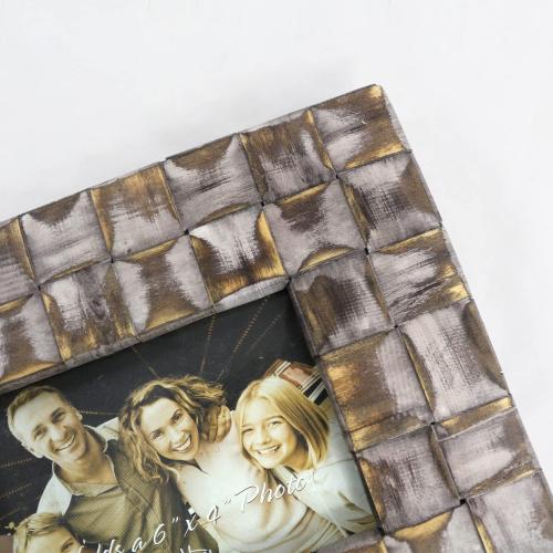 Photo Frame, Hand Make Photo Picture Frame Handicrafts Home Photo Picture Frame,4x6 Wood Photo Frame Wood Chips,Natural Wood Color