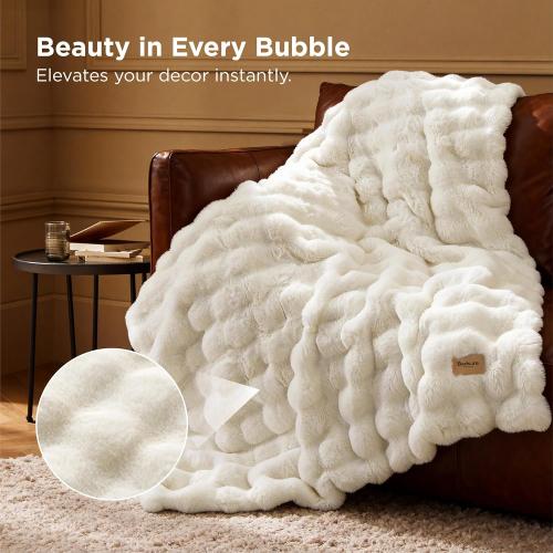 Bedsure GentleSoft Fluffy Faux Fur Throw Blanket for Couch, Soft Fuzzy Fleece Blankets & Throws, Cream Bed Decor Cozy Gifts for Women Teen Girls, Minky Thick Warm Plush Gifts for Birthday, Anniversary