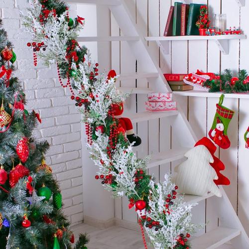 Set of  6 Pcs Snowy Artificial Cedar Picks with Red Berries Frosted Faux Cedar Sprays Christmas Cedar Greenery Branches Stems for Christmas Tree Wreath Floral Arrangement Vase Winter Holiday Décor