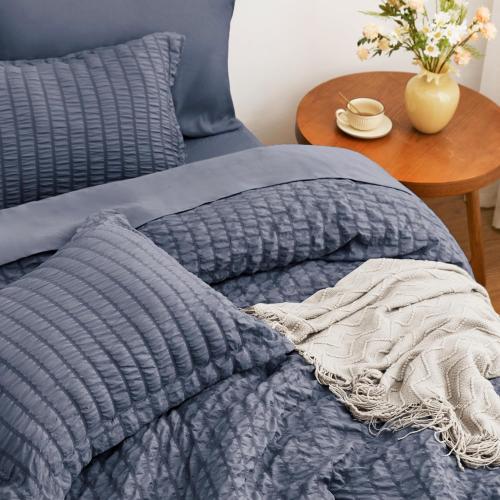 Size queen OekoTex cabin Seersucker Navy Blue Queen Comforter Set 7 Pieces, All Season Bedding Set, Queen Bed in a Bag Comforter Set with Comforter, Flat Sheet, Fitted Sheet, Pillowcase and Pillow Sham
