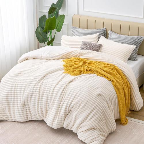 BEDELITE Fleece Full Comforter Set -Super Soft & Warm Fluffy Cream White Bedding, Luxury Fuzzy Heavy Bed Set for Winter with 2 Pillow Cases