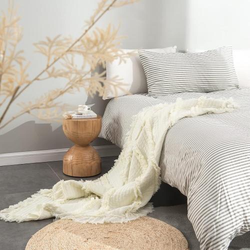 Ultra Soft Pre-Washed Quilted Boho Cream Queen Size Blankets for Bed, Ruffle Fringed Decorative Throw, Stone Washed Chic Rustic Blanket for Sofa Couch Bed, 90*90