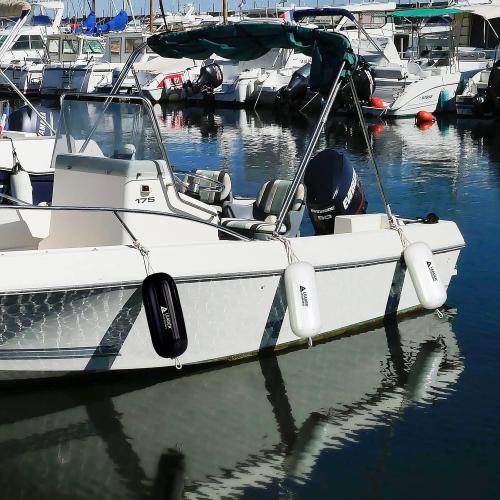 Leader Accessories Boat Fender 4 Pack Boat Bumpers Hole Through Middle Ribbed Inflatable Includes 3/8'' Fender Lines Pack od 4 and Pump to Inflate