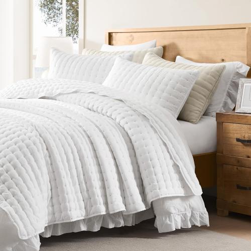 White  Size California Cal King Size Quilt Bedding Sets with Pillow Shams, Oversized Lightweight Soft Bedspread Coverlet, Quilted Blanket Thin Comforter Bed Cover, 3 Pieces, 116x106 inches