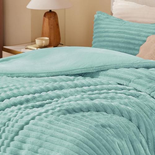 BEDELITE Fleece Twin Comforter Set -Super Soft & Warm Fluffy Haze Blue Bedding, Luxury Fuzzy Heavy Bed Set for Winter with 1 Pillow case