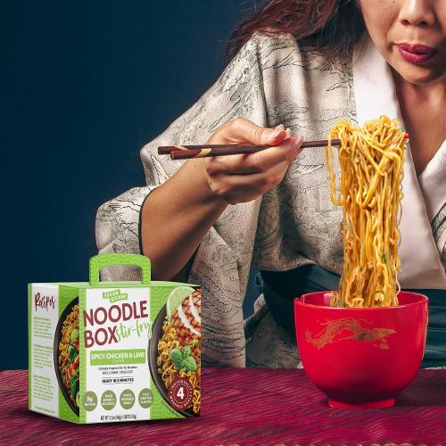FUSION KITCHEN Spicy Chicken & Lime Stir-Fry Noodle Box Meal Kit (16 Meals) Fresh Tangy & Savory Flavor | Vegetarian, No MSG