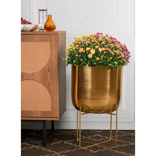 Serene Spaces Living Modern Mid‑Century Metal Indoor Planter with Stand, Gold Planter Pot, Indoor Plants – Decorative Planter Holder for Living Room, Kitchen & Office, 14 Diameter & 24 Tall