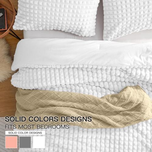 White 3Pc  Plush & Plaid Queen Fluffy Fleece Comforter Set with 2 Pillowcases, Extra Soft Warm Winter Bedding Set for Men Women Kid, Thick Heavy-Weight Luxury Furry Bed Set for Boy Girl, White