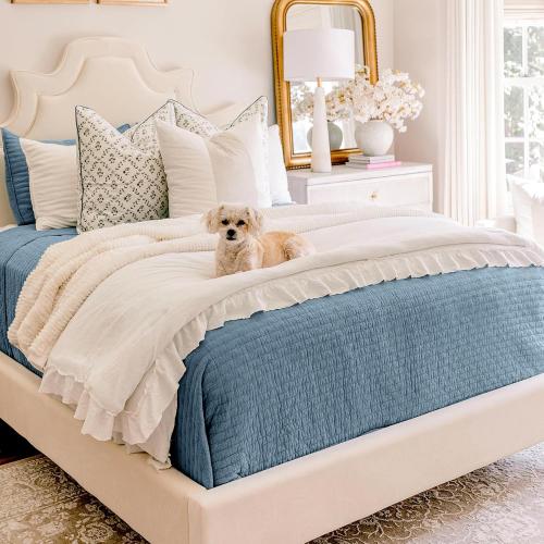 EVERGRACE x Kinsey Walsh Cross Stitch Pre-Washed Cotton Quilt Bedding Set Queen Size, Oversized 3 Pieces Lightweight Bedspread Coverlet for All Season, with 2 Matching Shams, Dusty Blue, 92x96