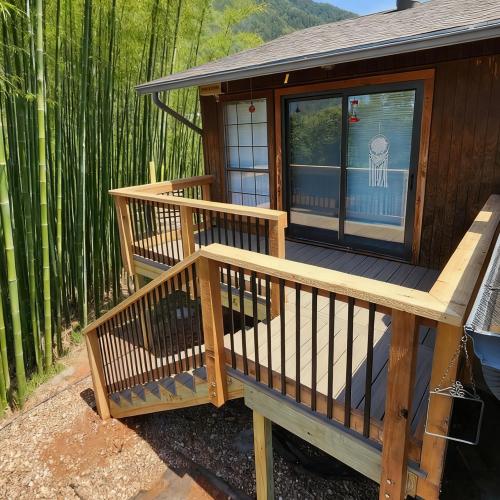 ZONEGRACE 50 Pack Black Aluminum 32.25 Inch Deck Railing Balusters (Rectangle) with End Caps & Stainless Screws, Outdoor Face Mount Metal Spindles for Porch Stair