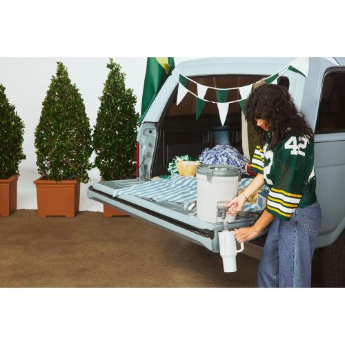 STANLEY Adventure Fast Flow Water Jug 2 Gallon Leakproof Ice Water Dispenser Insulated Beverage Cooler Easy Pour Spigot and Latched Foam Lid BPA-Free