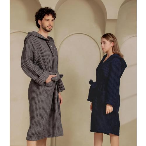 Luxury Hotel & Spa Silk-infused Japanese Cotton Waffle Unisex Hooded Bathrobe. (Used see the pictures)