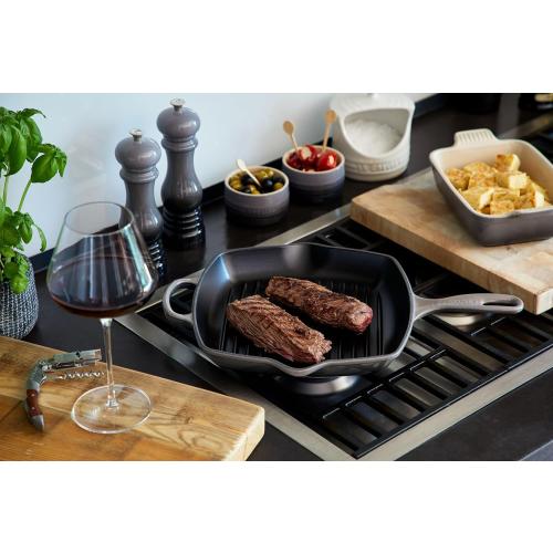 Le Creuset Enameled Cast Iron Signature Square Skillet Grill, 10.25, Flame